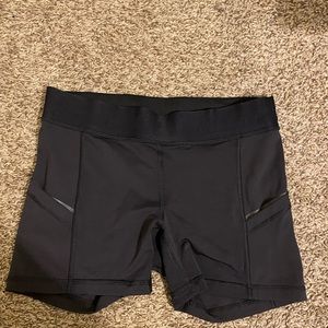 LULULEMON biker shorts NWOT